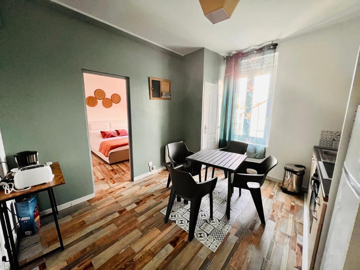La Plume Wifi Parking Un-Sejour-A-Part Apartment Clouange Luaran gambar